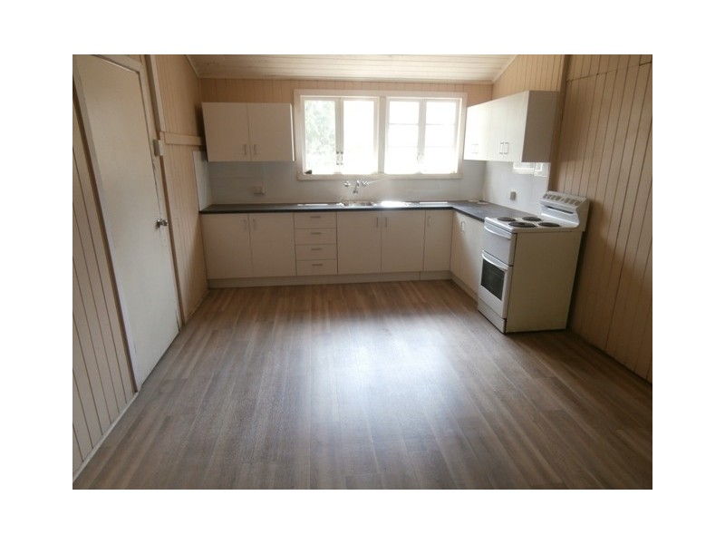 704 Middle Road, Greenbank QLD 4124