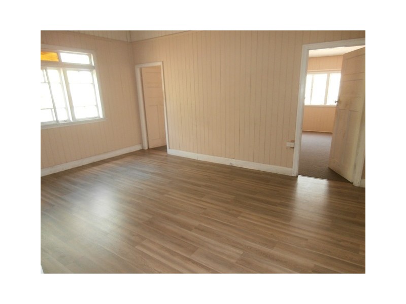 704 Middle Road, Greenbank QLD 4124