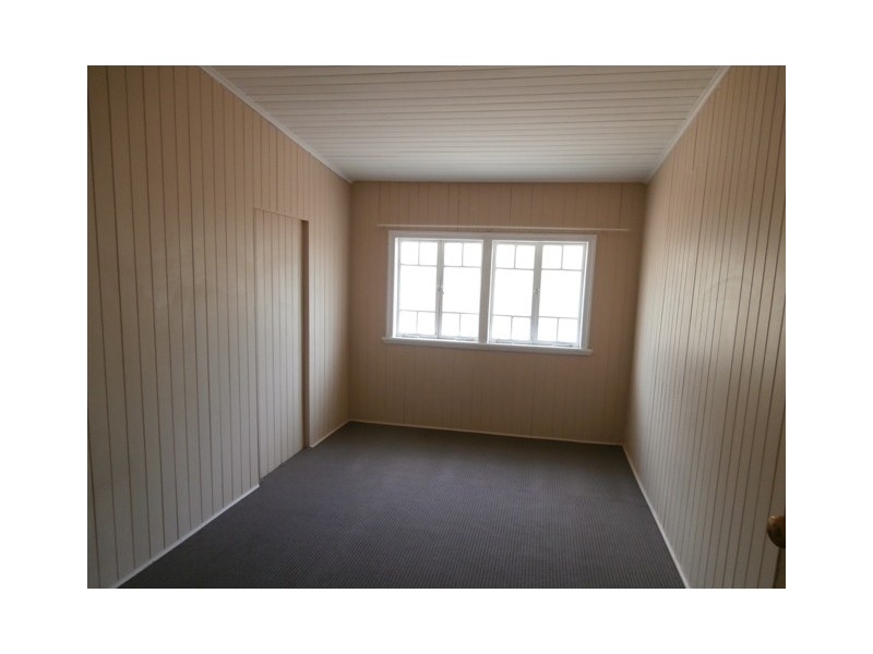 704 Middle Road, Greenbank QLD 4124