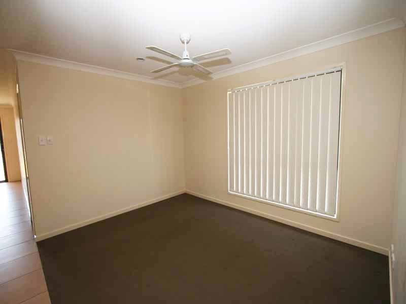 10 Barcombe Drive, Marsden QLD 4132