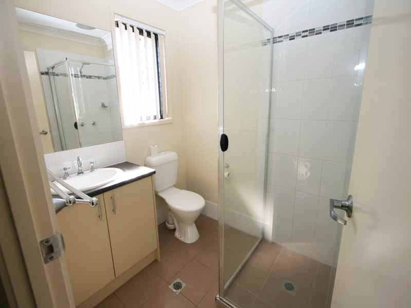 10 Barcombe Drive, Marsden QLD 4132