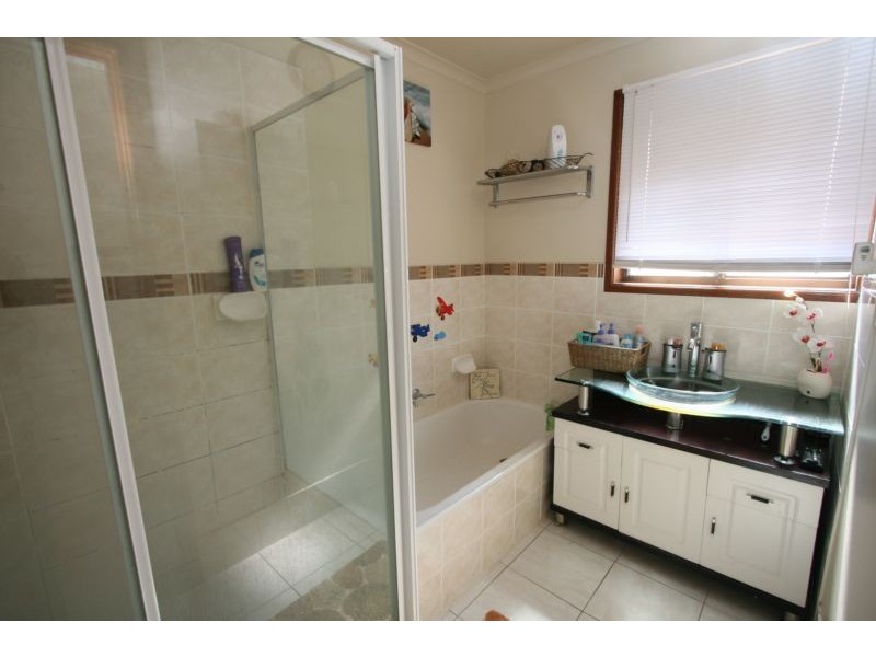 32 Grecian Street, Regents Park QLD 4118