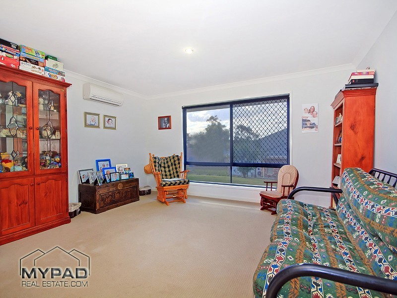 19 Gum Nut Ct, New Beith QLD 4124