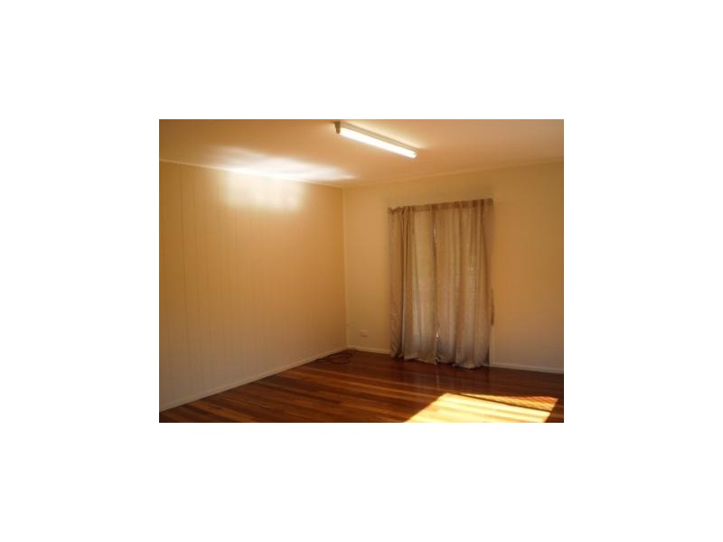 30 Leichhardt St, Logan Central QLD 4114