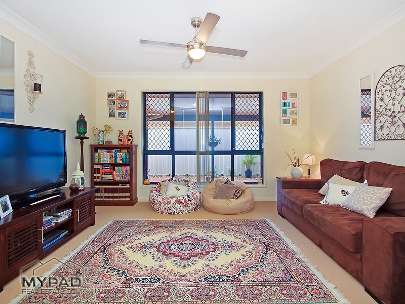 26 Khoo Place, Calamvale QLD 4116