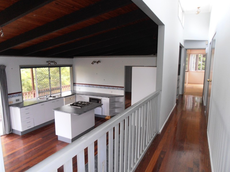 7 Castile Crescent, Holmview QLD 4207