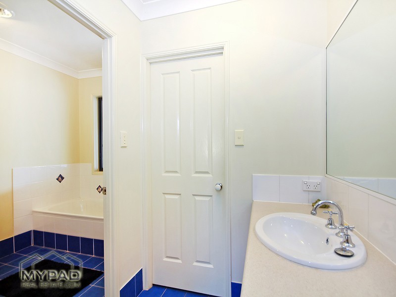 75-79 Blue Heeler Drive, New Beith QLD 4124