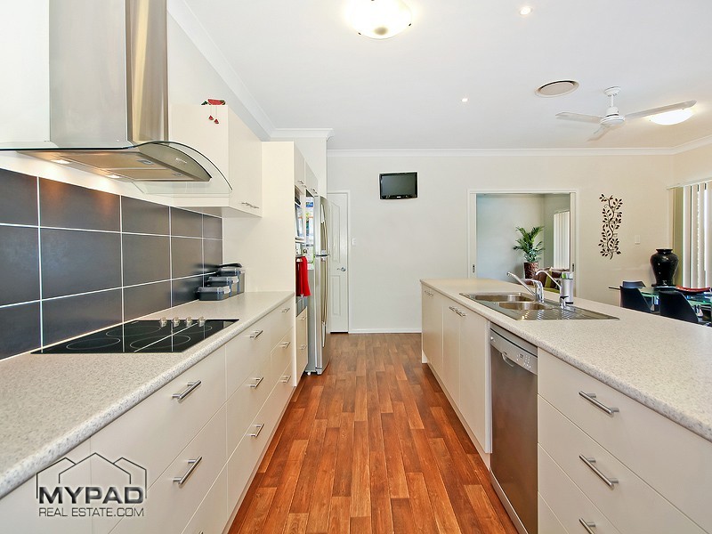 98-102 SPINEBILL DRIVE, SPRING MOUNTAIN, Greenbank QLD 4124