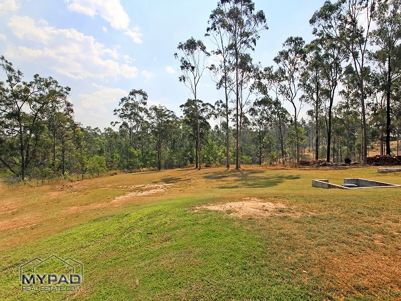 98-102 SPINEBILL DRIVE, SPRING MOUNTAIN, Greenbank QLD 4124