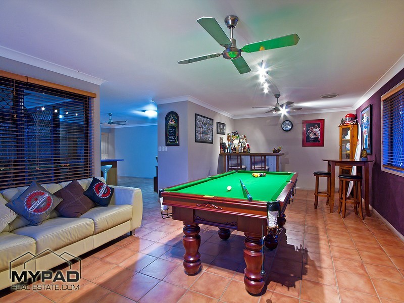 162-164 Silvereye Crescent Spring Mountain, Greenbank QLD 4124