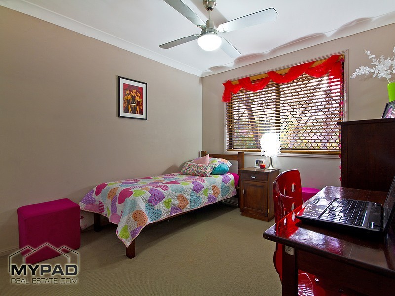 162-164 Silvereye Crescent Spring Mountain, Greenbank QLD 4124