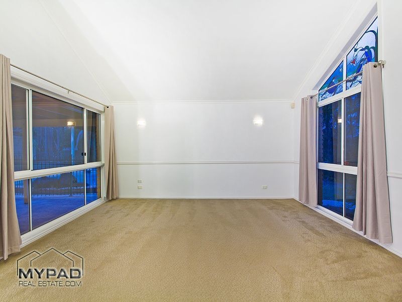 57 Palmerston Court, Munruben QLD 4125