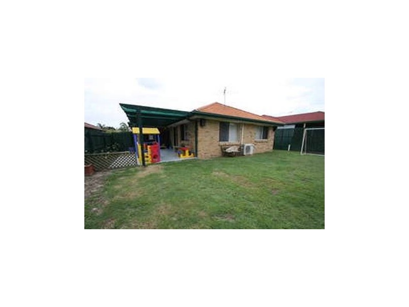 3 Ibrox Court, Regents Park QLD 4118