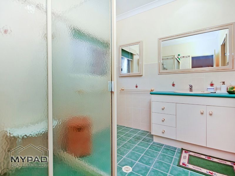 26 WARATAH PLACE, Cedar Vale QLD 4285