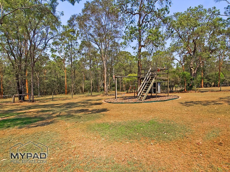 131 Horseshoe Crescent, New Beith QLD 4124