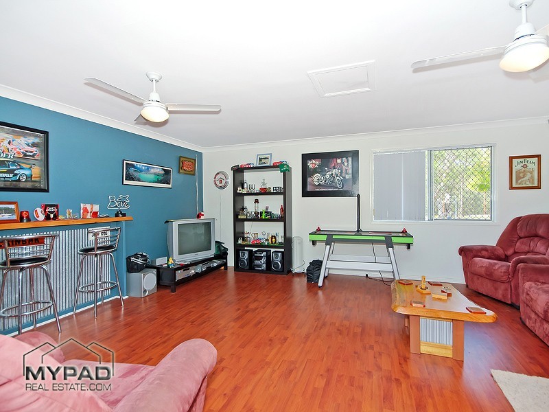 131 Horseshoe Crescent, New Beith QLD 4124