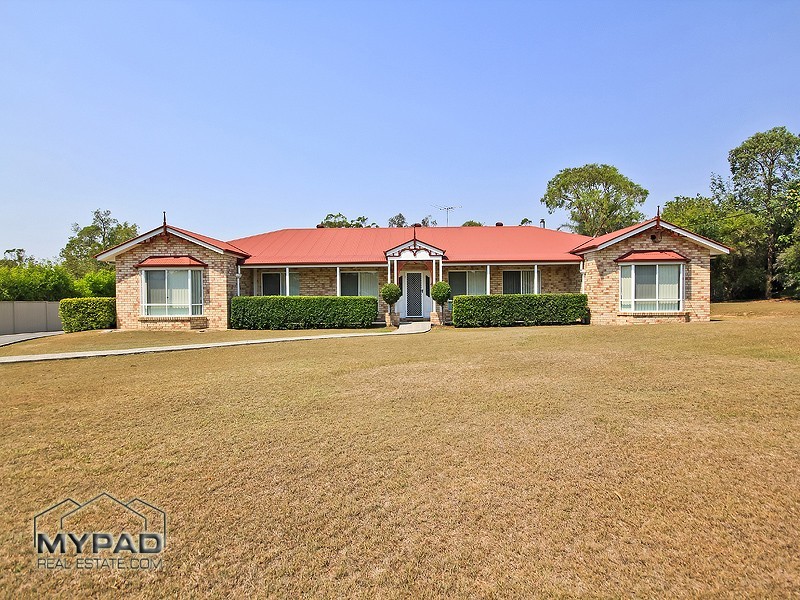 131 Horseshoe Crescent, New Beith QLD 4124