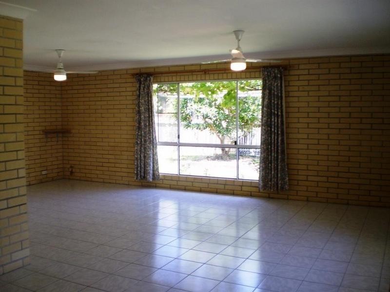 158 Middle Rd, Boronia Heights QLD 4124