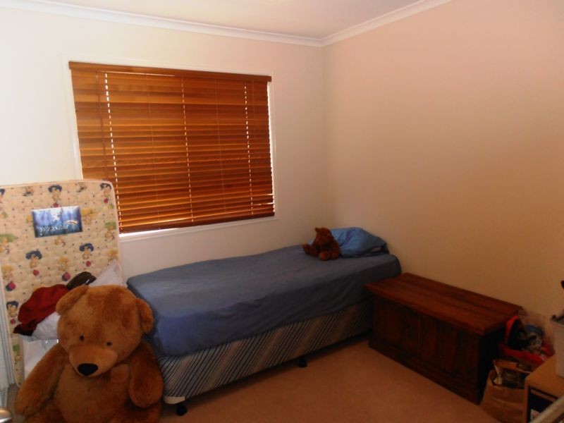 24 Jade Garden Dr, Boronia Heights QLD 4124