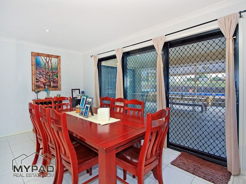 19 Gum Nut Ct, New Beith QLD 4124