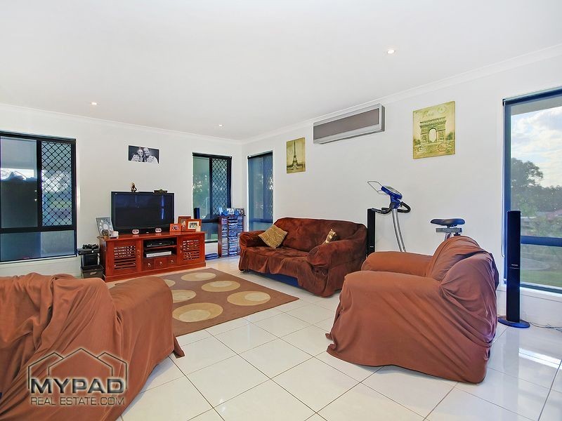 19 Gum Nut Ct, New Beith QLD 4124