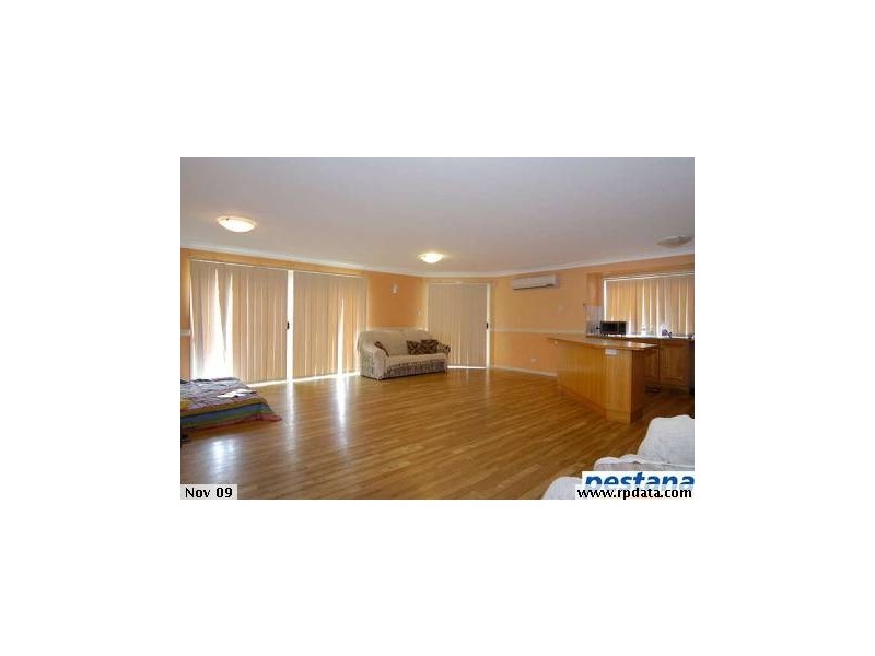 9 Meadowbrook Dr (1 Lakes Entrance), Meadowbrook QLD 4131