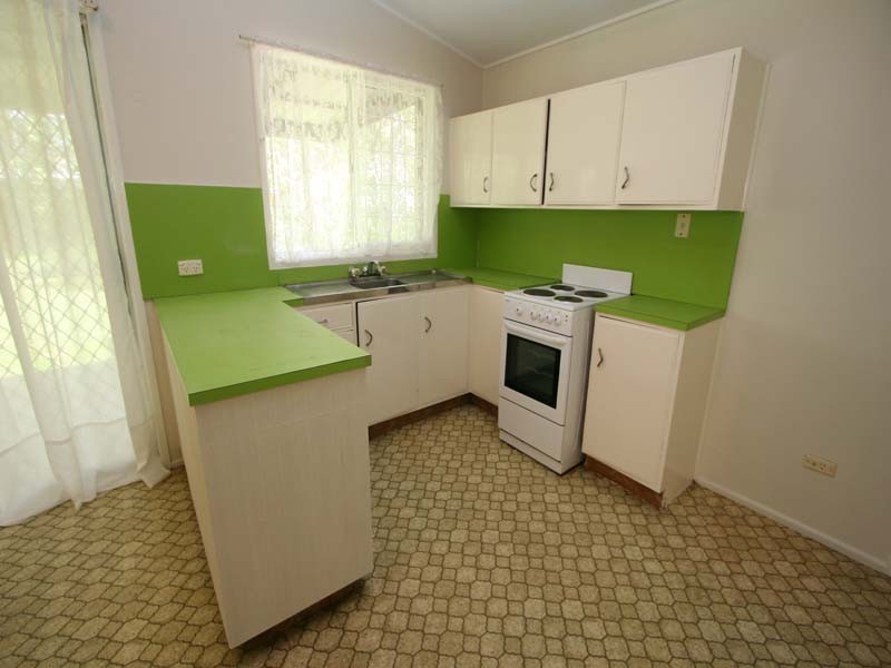 18 Grout Street, Macgregor QLD 4109