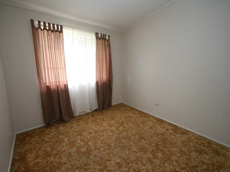18 Grout Street, Macgregor QLD 4109
