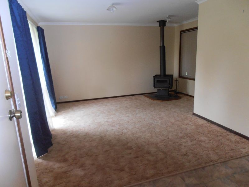 38 John St, Jimboomba QLD 4280