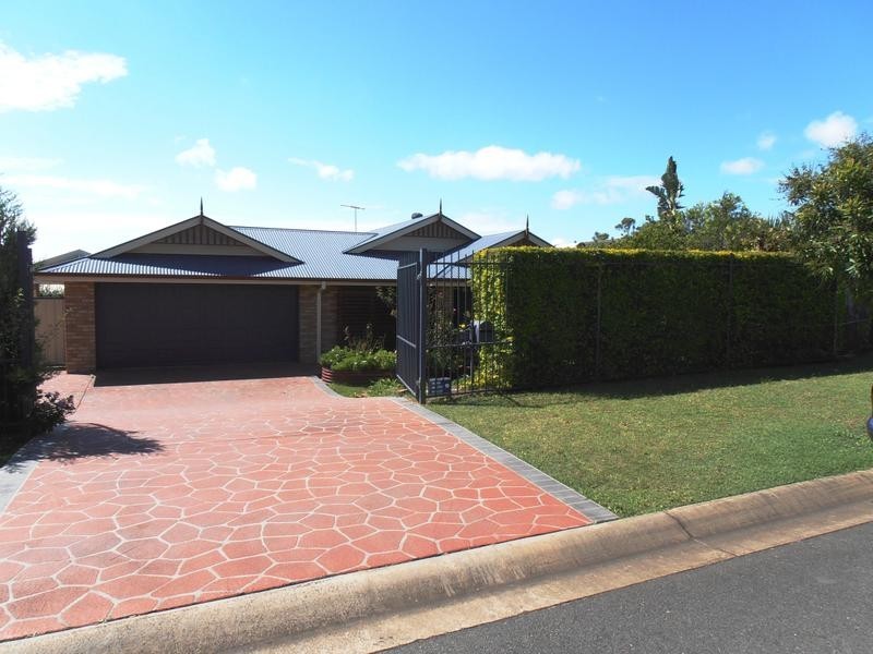 28 James St, Crestmead QLD 4132