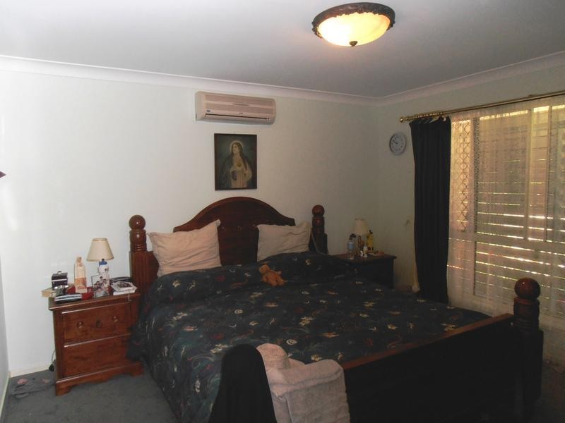 28 James St, Crestmead QLD 4132