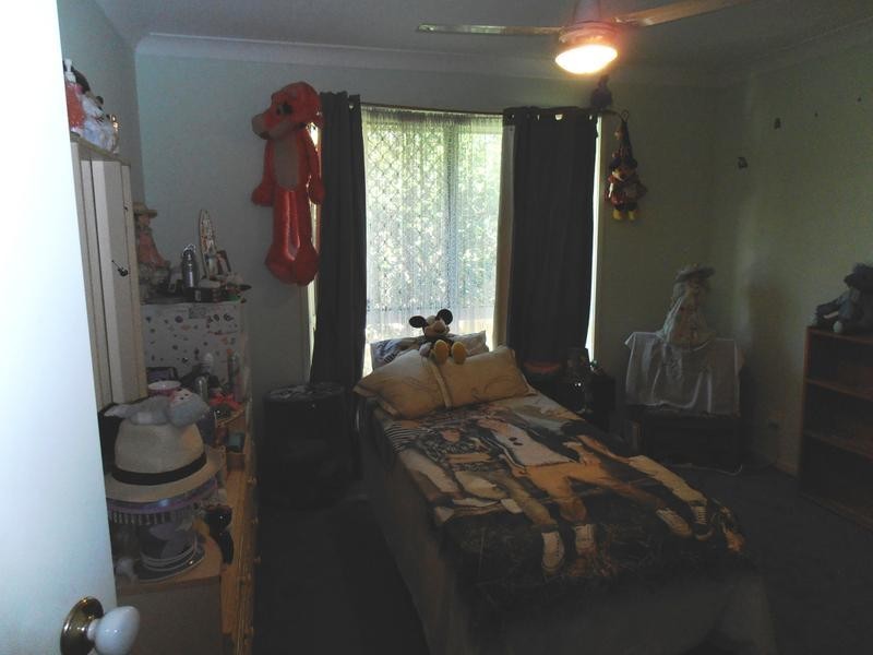 28 James St, Crestmead QLD 4132