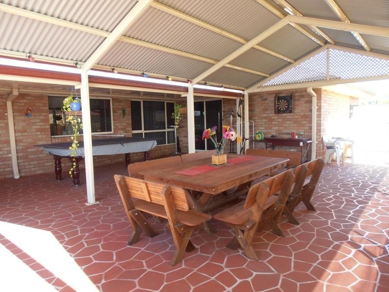 28 James St, Crestmead QLD 4132