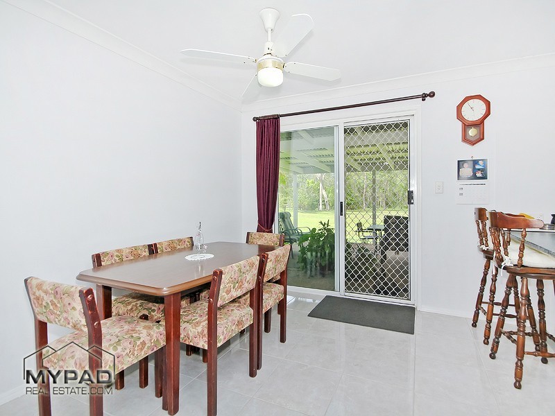 15 CHLOE DRIVE, Munruben QLD 4125