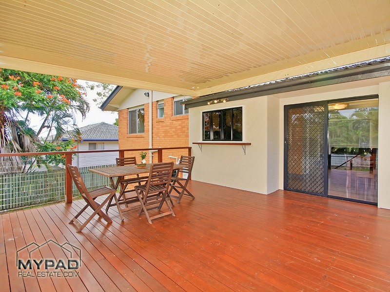 16 Clovelly St, Sunnybank Hills QLD 4109