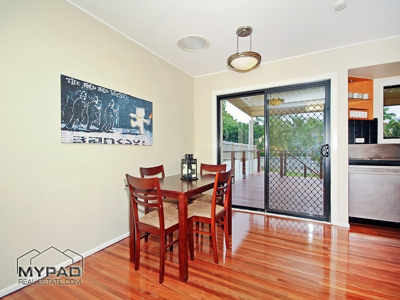 16 Clovelly St, Sunnybank Hills QLD 4109
