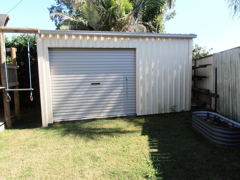 73 Solandra Cct, Regents Park QLD 4118