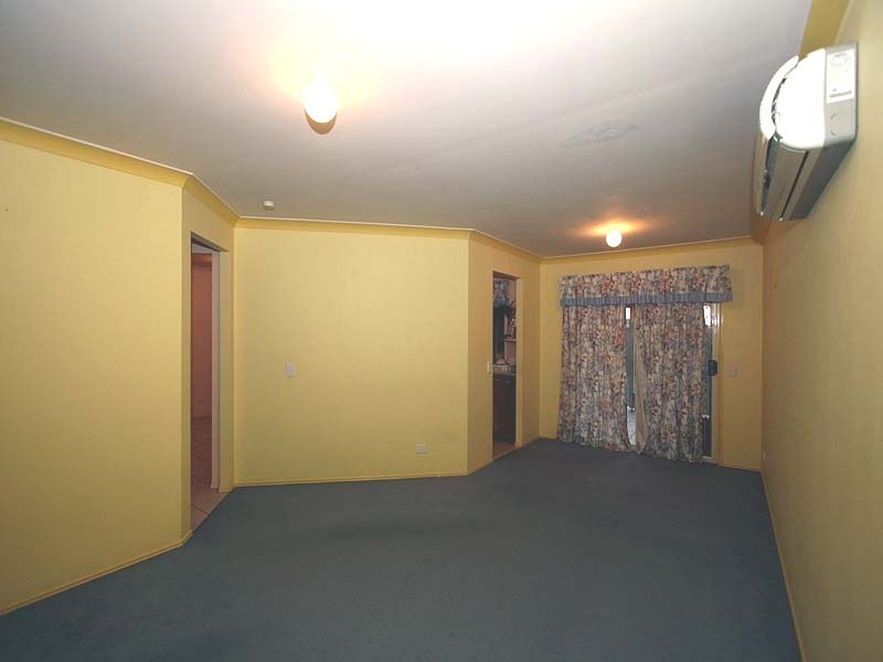 10 Lewis Place, Calamvale QLD 4116