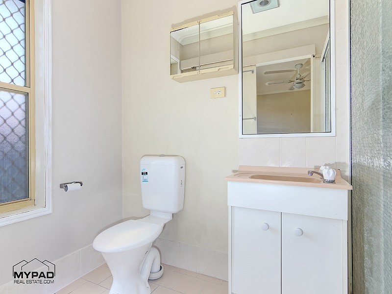 24 Jade Garden Dr, Boronia Heights QLD 4124