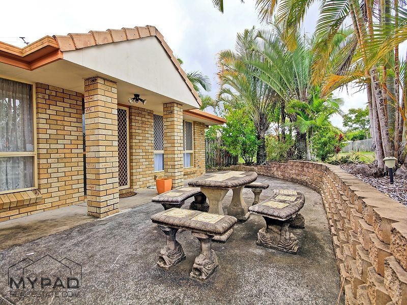 10 Lewis Place, Calamvale QLD 4116