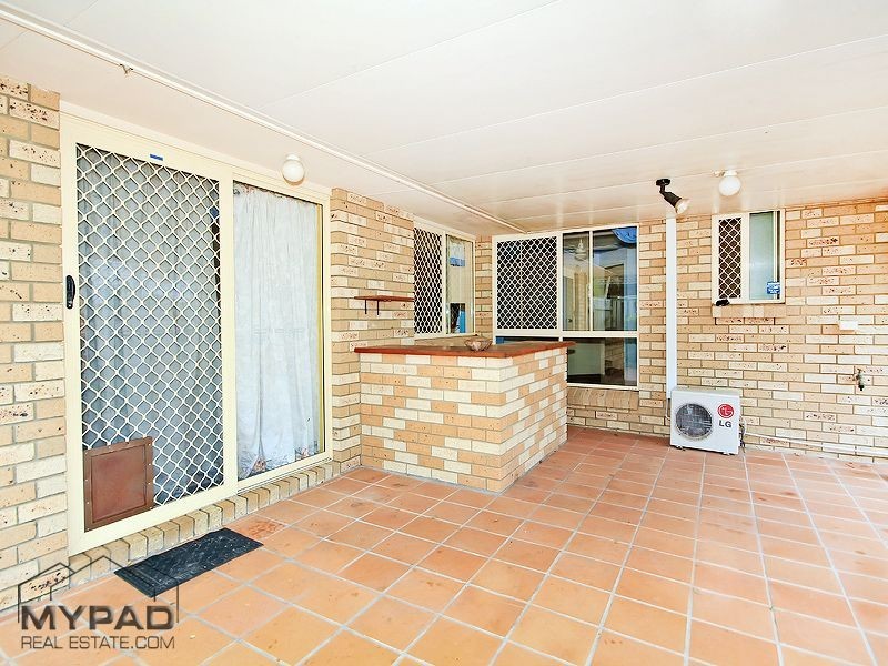 10 Lewis Place, Calamvale QLD 4116