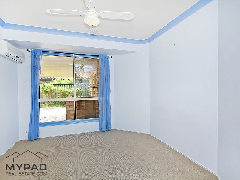 10 Lewis Place, Calamvale QLD 4116