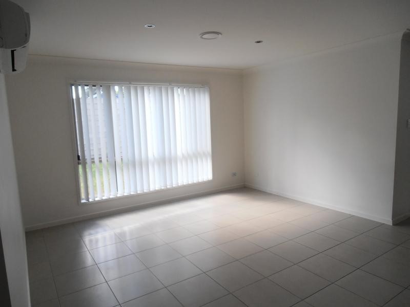 43 Paradise Rd, Slacks Creek QLD 4127