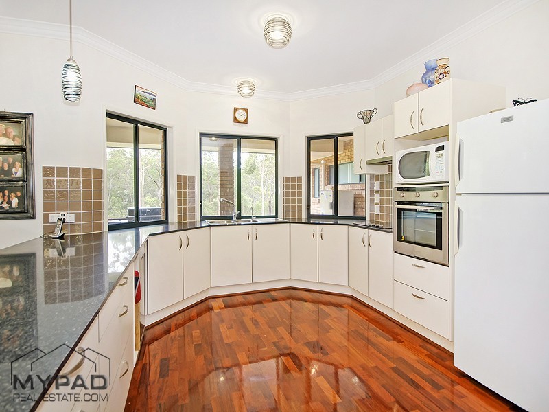 104-106 Platypus Dr, Greenbank QLD 4124