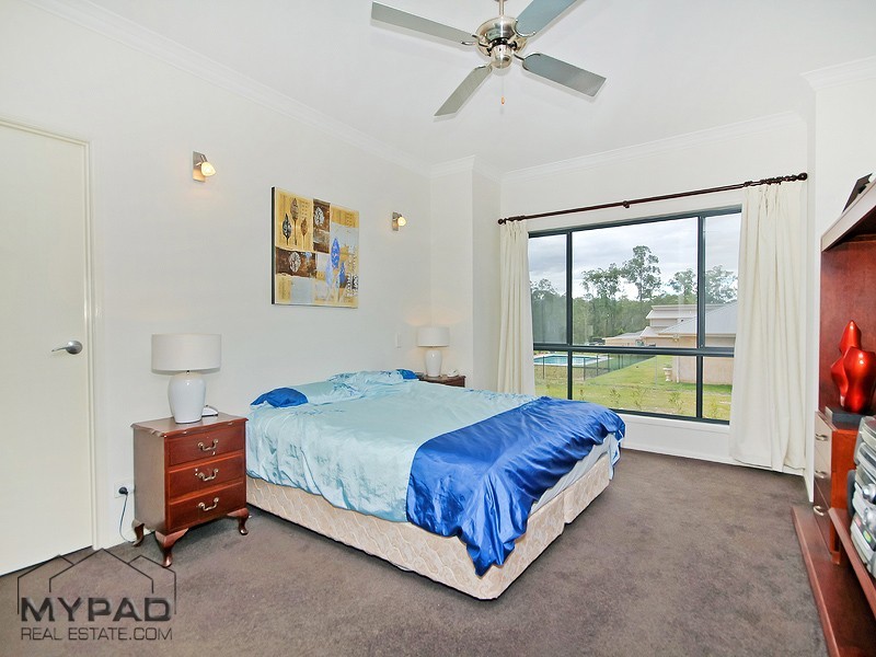 104-106 Platypus Dr, Greenbank QLD 4124