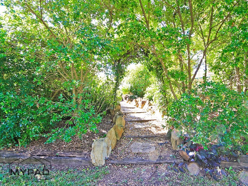 281 Equestrian Drive, New Beith QLD 4124