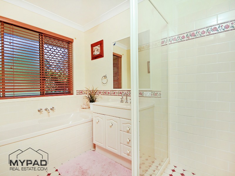 281 Equestrian Drive, New Beith QLD 4124