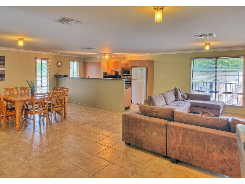 106 Laurina, New Beith QLD 4124