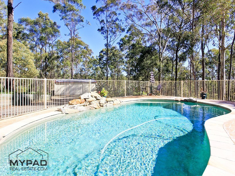 16 Eland Drive, Greenbank QLD 4124