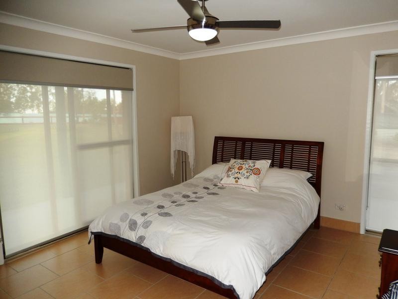 22-24 Raglan Rd, Greenbank QLD 4124